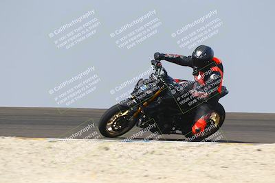 media/Sep-20-2025-TrackDaz (Sat) [[27f0cde673]]/B Group/1120am (Turn 2)/